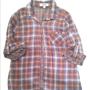 Plaid 3/4 Sleeve Buttondown
